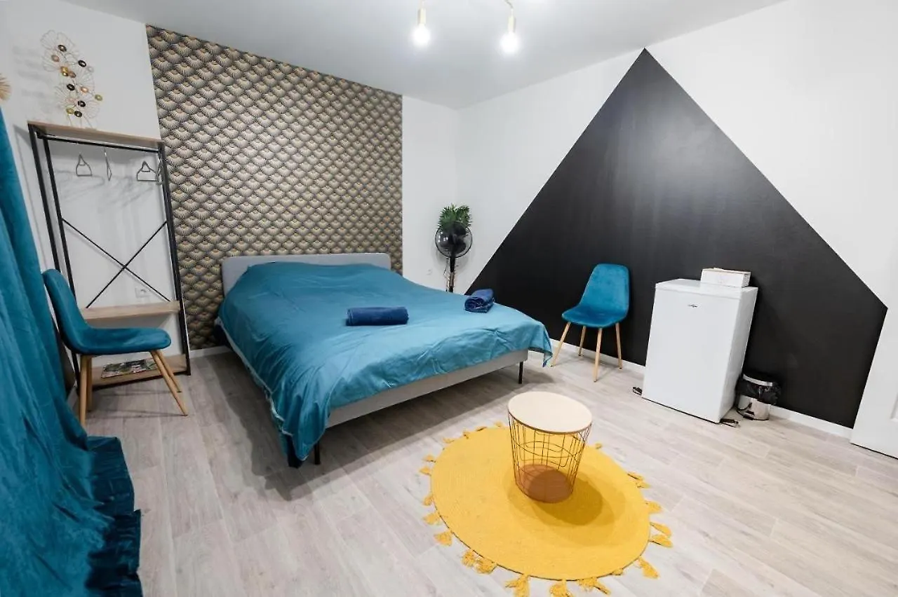 Lanester Suite Home