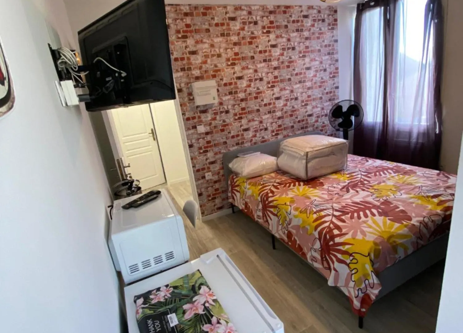 Lanester Suite Home 0*,